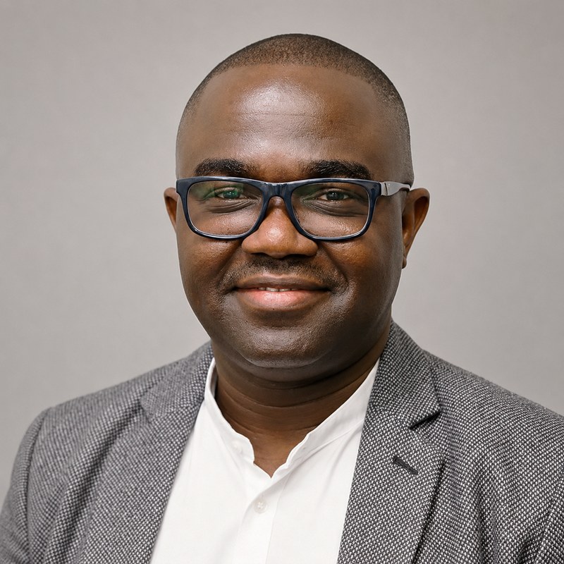 Portrait of Seun Morakinyo